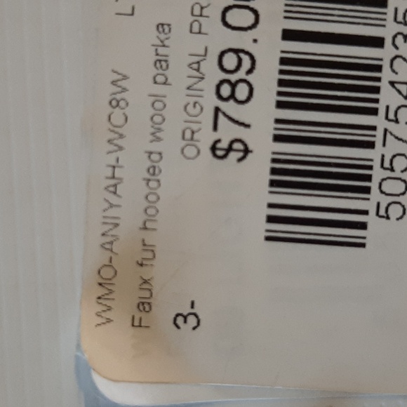 Limited edition ted baker coat last price 450$ - Picture 8 of 12